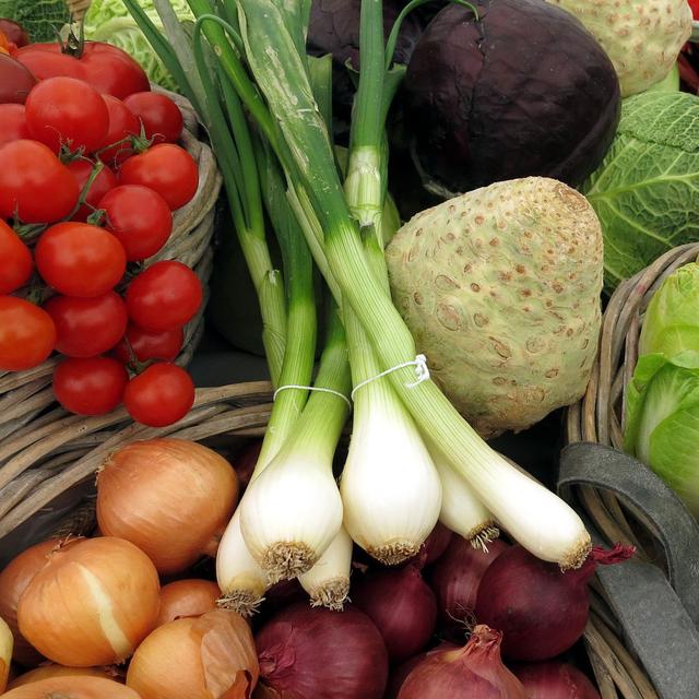 Une alimentation variée et saine permet d&#39;éviter bon nombre de maladies. Certains aliments fournissent l&#39;énergie et les molécules indispensables à notre organisme quand d&#39;autres prennent soin de notre&amp;nbsp;flore intestinale.© B1 fotos, Pixabay, DP