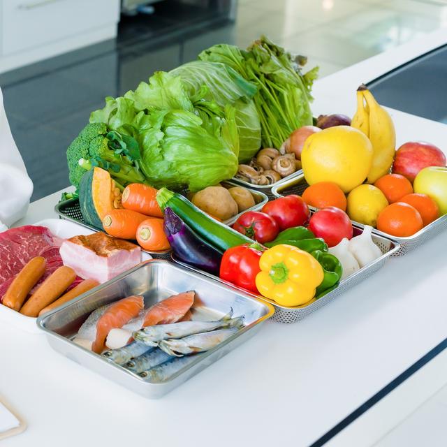 Professionnel du secteur paramédical, le diététicien est un spécialiste de la nutrition et de l&#39;équilibre alimentaire.&amp;nbsp;©&amp;nbsp;metamorworks, Adobe Stock.