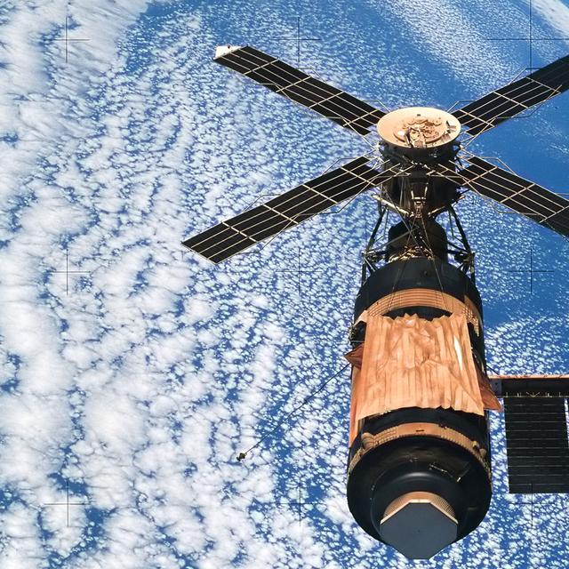 Les stations Saliout et Skylab.&amp;nbsp;© NASA
