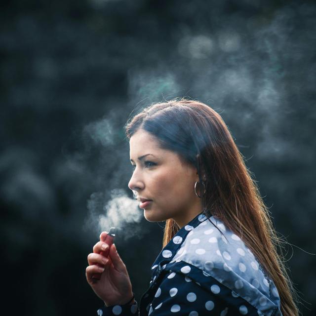 elfbar nachfüll pod läuft aus La face cachée du vapotage : comment ce petit arôme fruité pourrait bien  déglinguer vos poumons