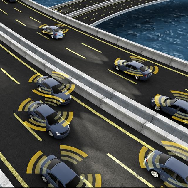 L&#39;ingénieur développement ADAS est à l&#39;origine de tous les systèmes d&#39;assistance à la conduite. Aide au freinage, assistance au parking, détection d&#39;obstacles, l&#39;ingénieur ADAS est à l&#39;origine de la voiture autonome.&amp;nbsp;© folienfeuer, Adobe Stock.