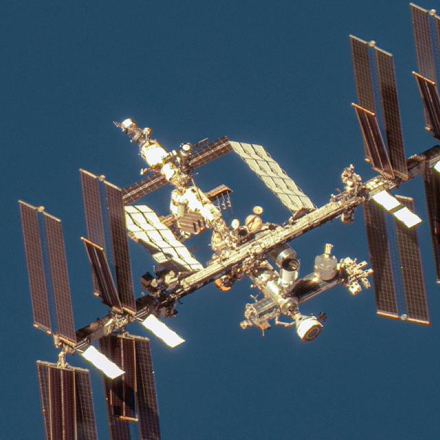Quelles perspectives et quel avenir attendent le programme spatial russe