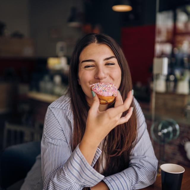 Il existe une&nbsp;règle d'or pour consommer du sucre sans engendrer de prise de poids. ©&nbsp;Nikola Stojadinovic, iStock