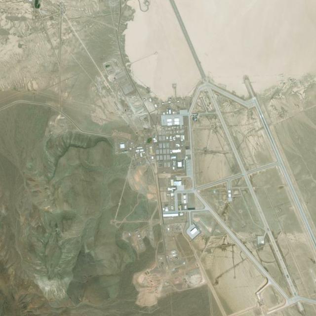 La base militaire de Groom Lake, dans le Nevada, aussi appelée zone 51 ou Dreamland. © Apple Plans