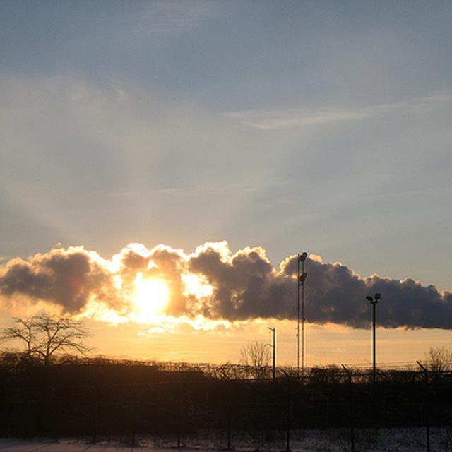 Les pollutions modifient la physiologie des organismes, les caractéristiques du biotope et la structure des populations du milieu. © Akeg CC by-sa 2.0
