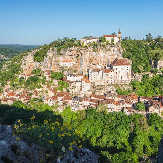 Parmi les nombreuses grottes et cavernes du&amp;nbsp;village&amp;nbsp;de Rocamadour, seule la grotte des Merveilles se visite. Concrétions,&amp;nbsp;gourds,&amp;nbsp;peintures rupestres, voici le spectacle qui attend les visiteurs. © Beboy, Fotolia