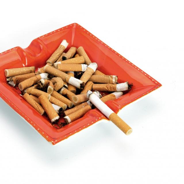 Cigarettes électroniques : des métaux toxiques trouvés dans les vapeurs des  nouveaux modèles