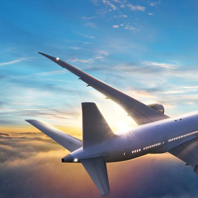 Les matériaux composites aéronautiques apportent aux avions une légèreté bienvenue dans le cadre des dernières réglementations environnementales qui encouragent les constructeurs à réduire leur empreinte carbone. © Jag_cz, Fotolia