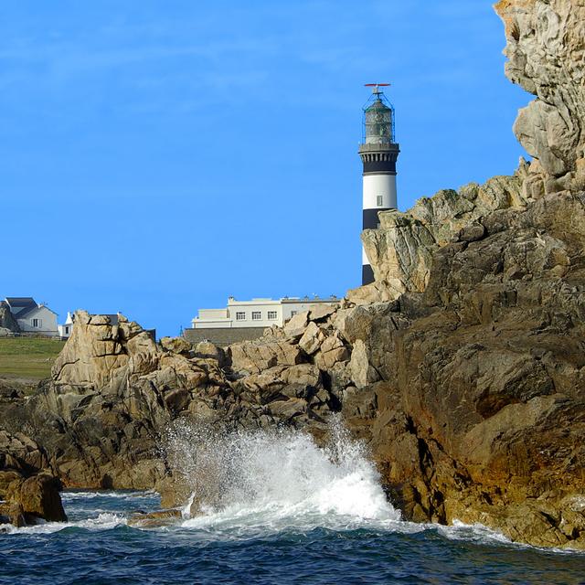 Phares veilleurs du Ponant Ouessant