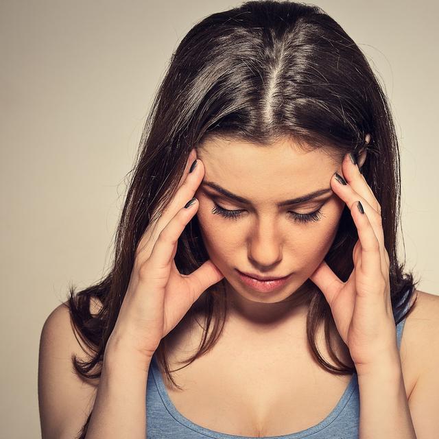 Le sentiment de déjà-vu touche plutôt des personnes jeunes, dans un état de fatigue ou de stress. © pathdoc, Shutterstock