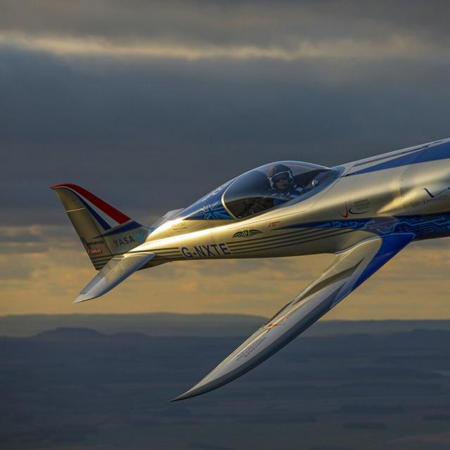 Le Spirit of Innovation lors de son vol d’essai. © Rolls-Royce