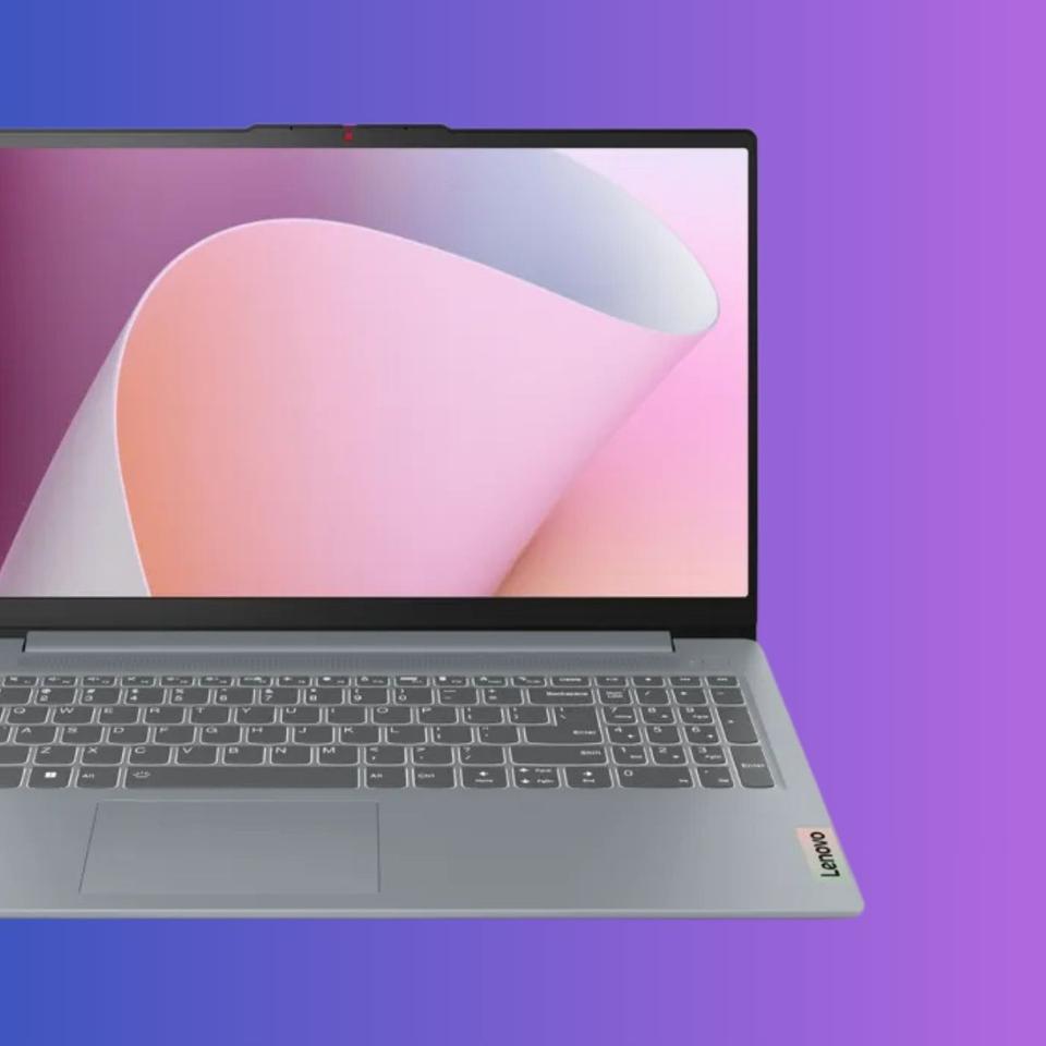 Le Lenovo IdeaPad Slim 3 passe sous la barre des 300 € chez Cdiscount&amp;nbsp;© Cdiscount