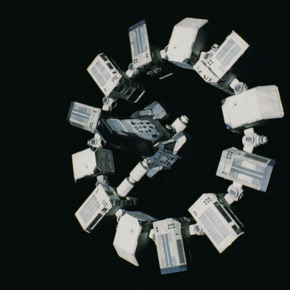 Le vaisseau vu dans le film Interstellar garantit la gravité artificielle à ses passagers grâce à un système de rotation. © Paramount Pictures