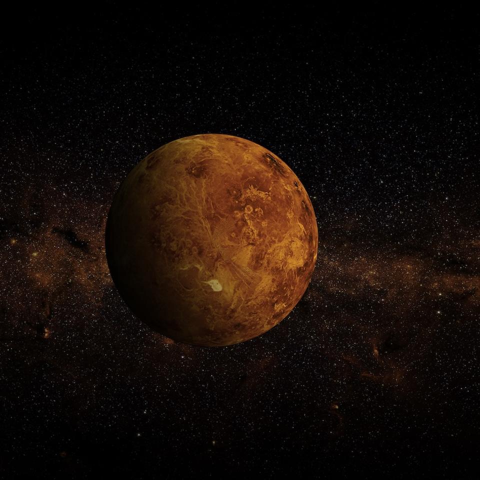 Vénus tourne dans le sens inverse des autres planètes et on sait peut ...