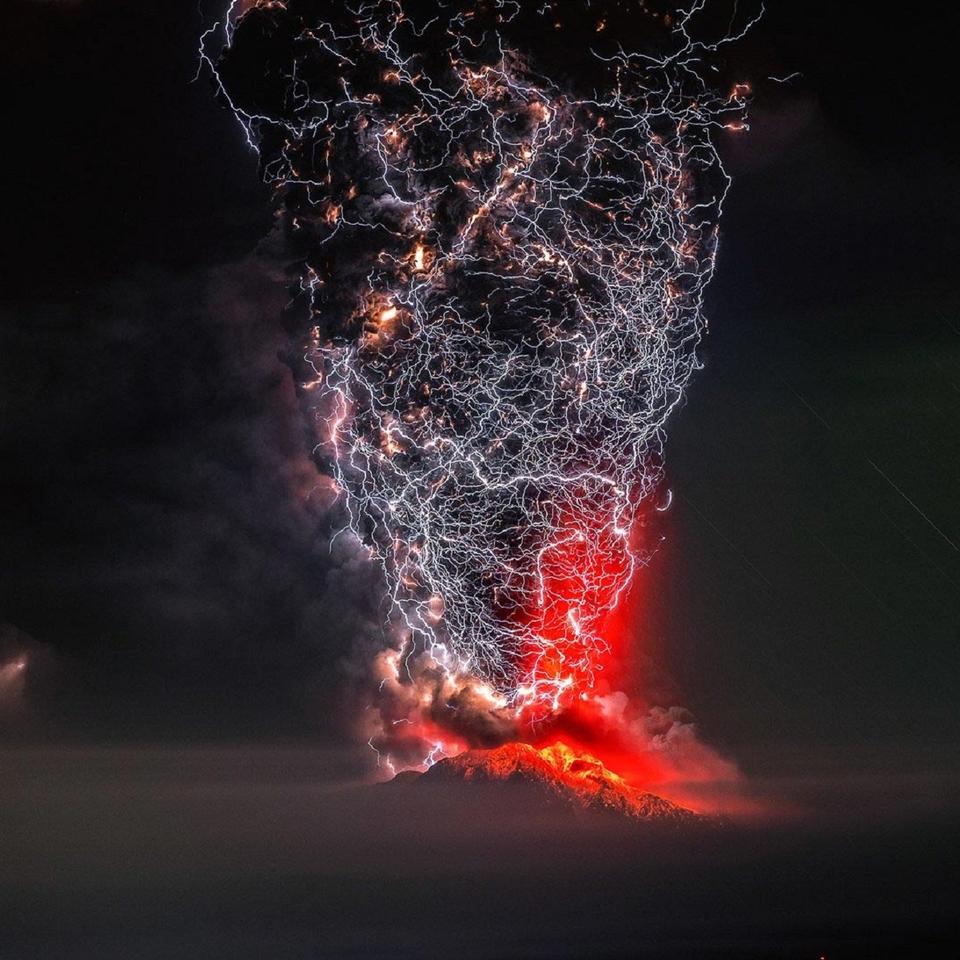 La foudre du&nbsp;volcan Calbuco au Chili.&nbsp;©&nbsp;Francisco Negroni