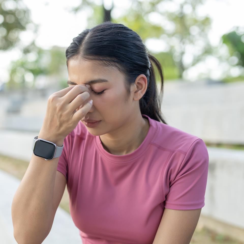 Céphalées d’effort pourquoi certains ont mal à la tête après le sport — free download