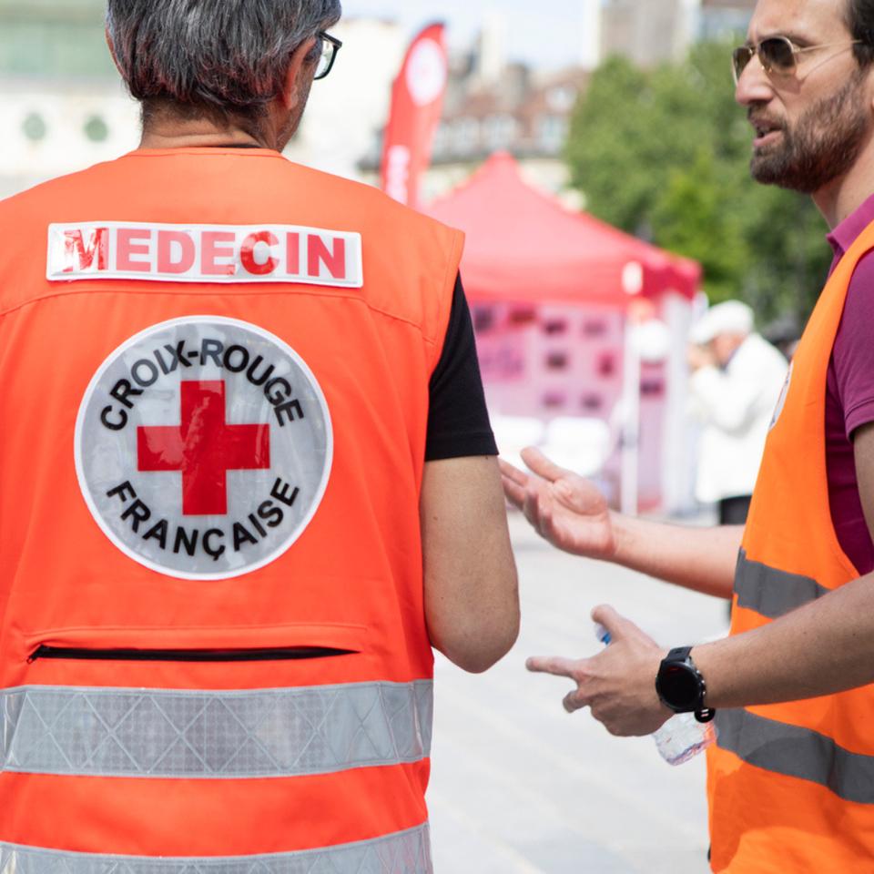 Le dérèglement climatique va intensifier les catastrophes naturelles : la Croix-Rouge exhorte les Français à préparer leur sac d’urgence pour y faire face. © Peter Carruthers, iStock