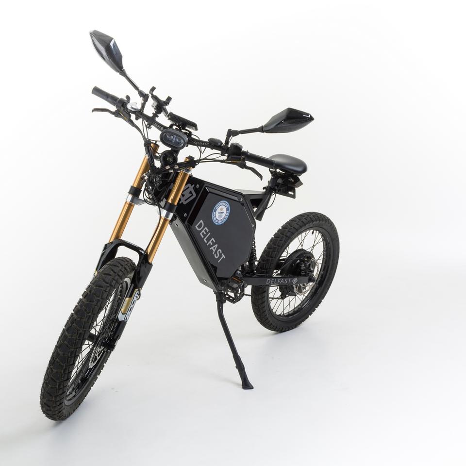 Ce vélo électrique offre plus de 320 km d’autonomie et file à 80 km/h — free download