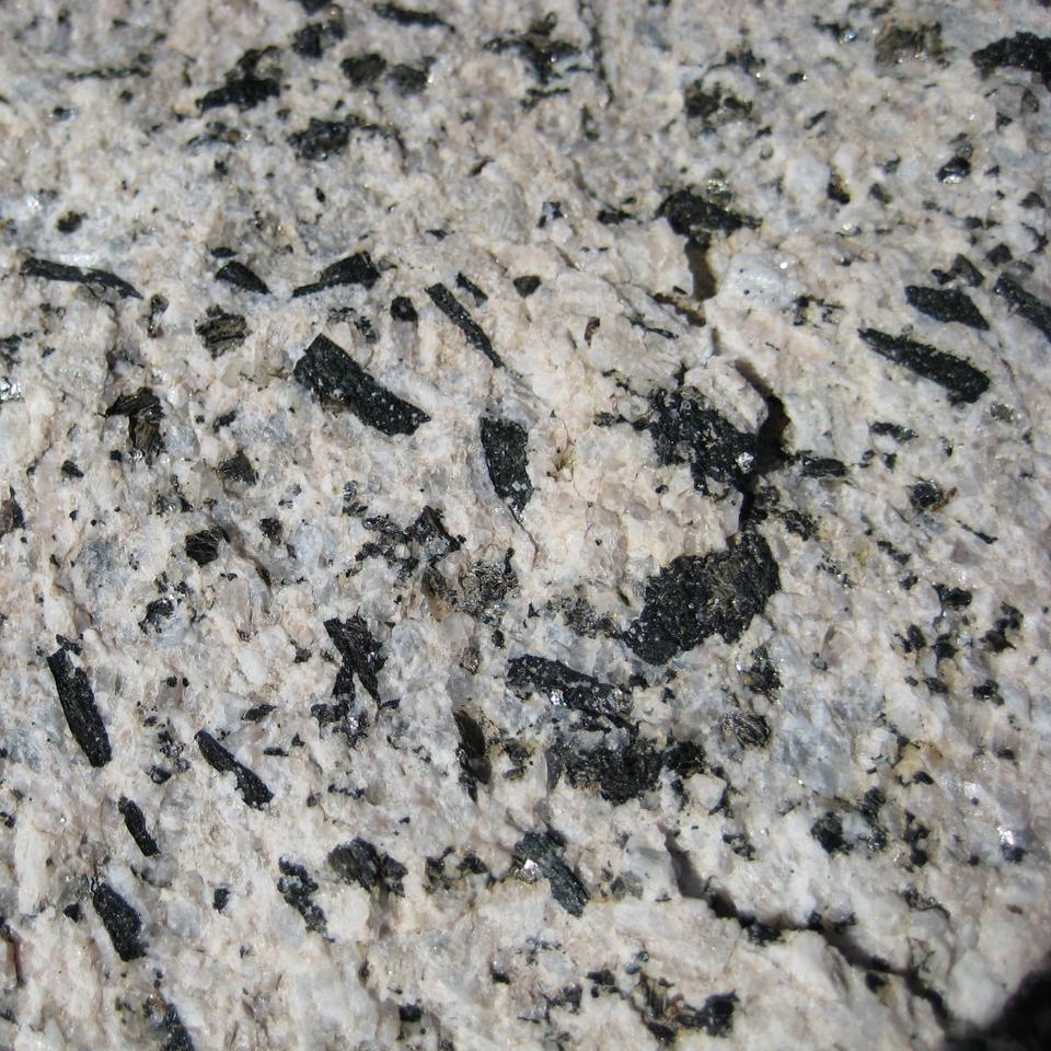 Définition | Amphibole : qu'est-ce que c'est ? | Futura planète